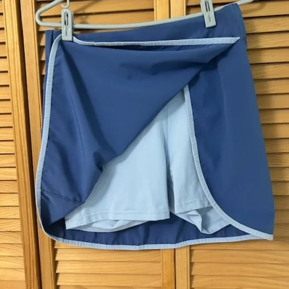 Skort - Picture 2 of 3